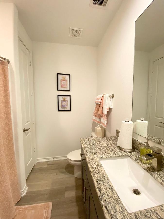 Luxe Three Story Duplex Near Downtown & Med Center Villa Houston Ngoại thất bức ảnh
